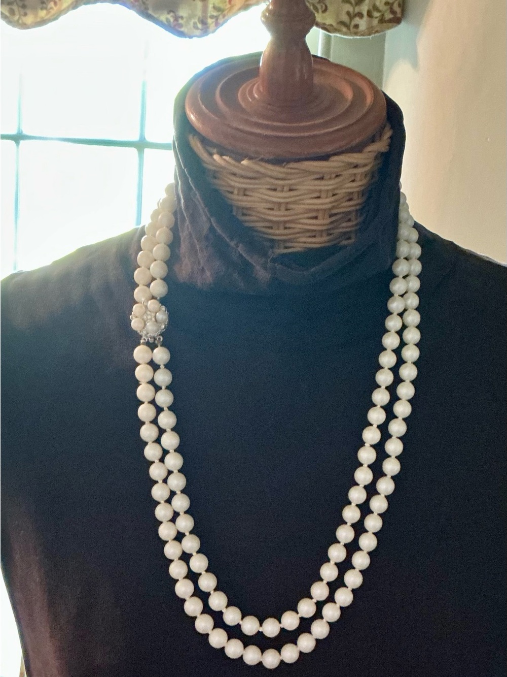 Vintage Double-Strand Ivory Pearl Necklace with Decorative Clasp